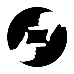 Roberto Capucci logo