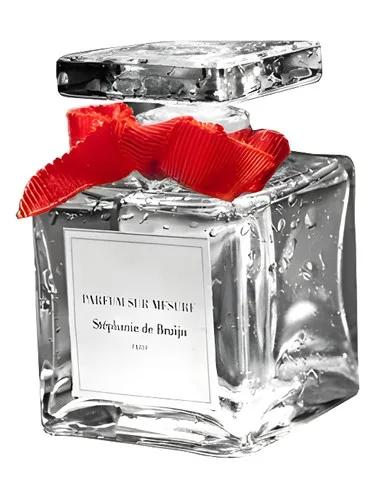 Le Pret-a-Parfumer Yin: Floral Bouquet Stéphanie de Bruijn - Parfum sur Mesure — Stephanie de Bruijn Parfum sur Mesure
