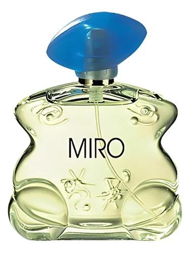 Miro Femme — Miro