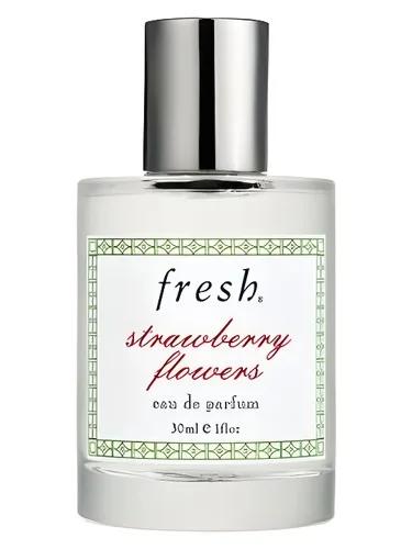 Strawberry Flowers — Fresh