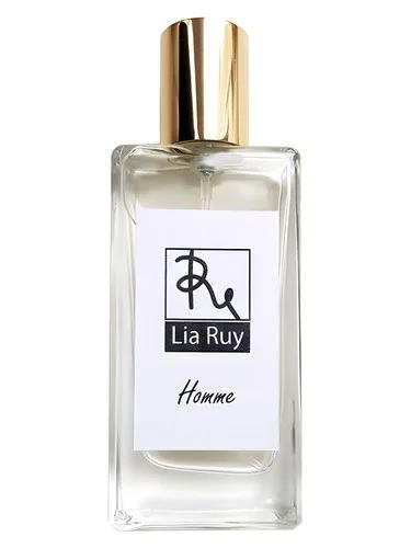 Homme — Lia Ruy