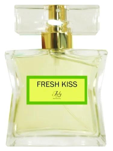 Fresh Kiss — July St Barthelemy