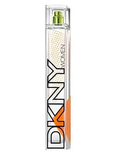 DKNY Women Summer 2022 — Donna Karan