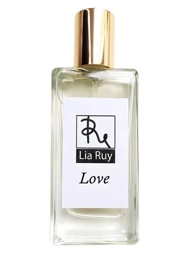Love — Lia Ruy