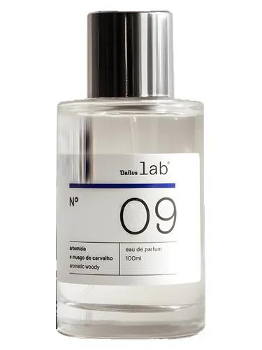 Nº 09 — Dailus Lab