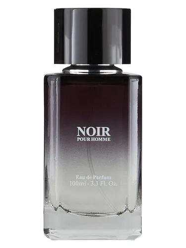 Noir Pour Homme — Camille Rochelle