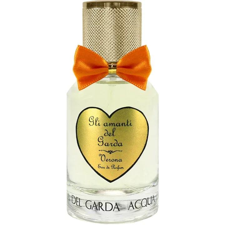 Gli amanti del Garda — Acqua Del Garda