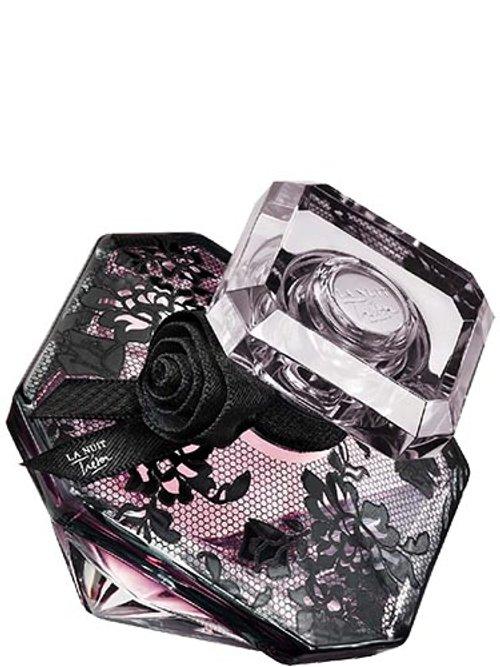 La Nuit Trésor Dentelle De Roses 2021 — Lancôme