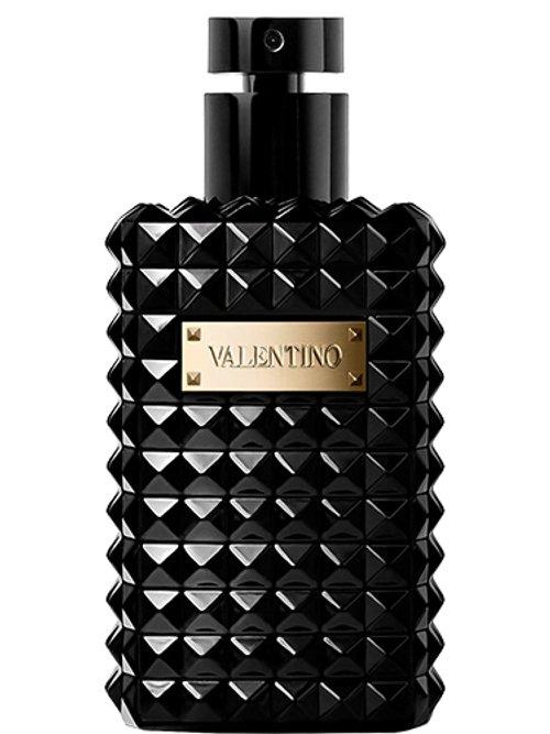 Valentino Noir Absolu Oud Essence — Valentino