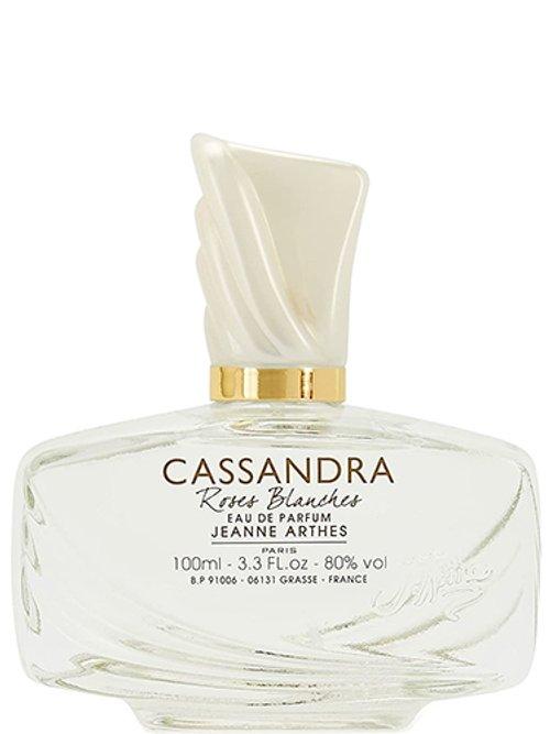 Cassandra Roses Blanches — Jeanne Arthes
