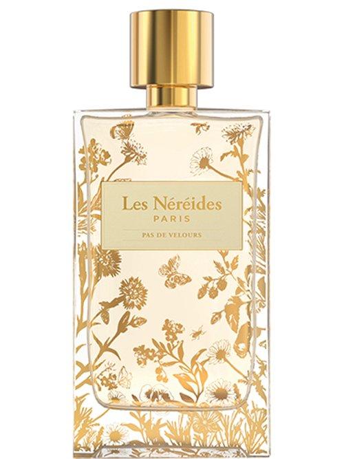 Pas De Velours — Les Néréides