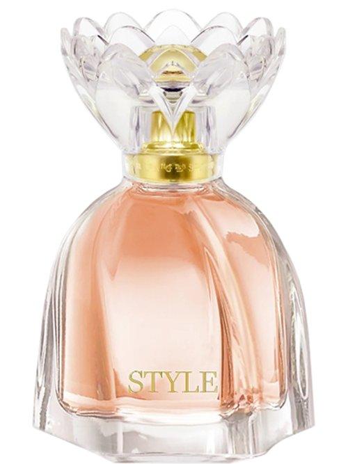 Royal Style — Marina De Bourbon